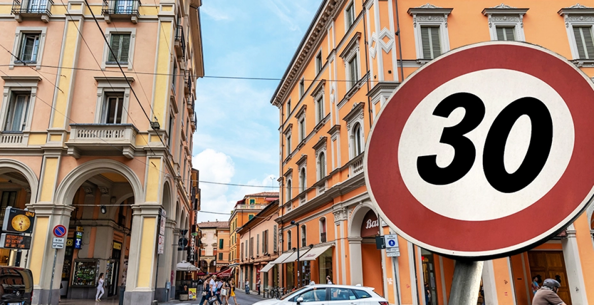 Città a 30 Km/H salvsano vite e riducono inquinamento